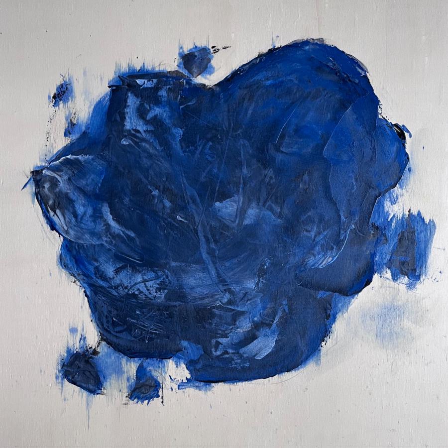 Singlecover „Indigo Moda“ von Reentko Dirks & Erkin Cavus. Abstraktes Kunstmotiv mit großflächigem dunkelblauem Farbauftrag auf hellem, strukturiertem Hintergrund; intensive Indigo- und Blautöne, sichtbare Pinselspuren, unregelmäßige Ränder und ruhige frontale Perspektive.